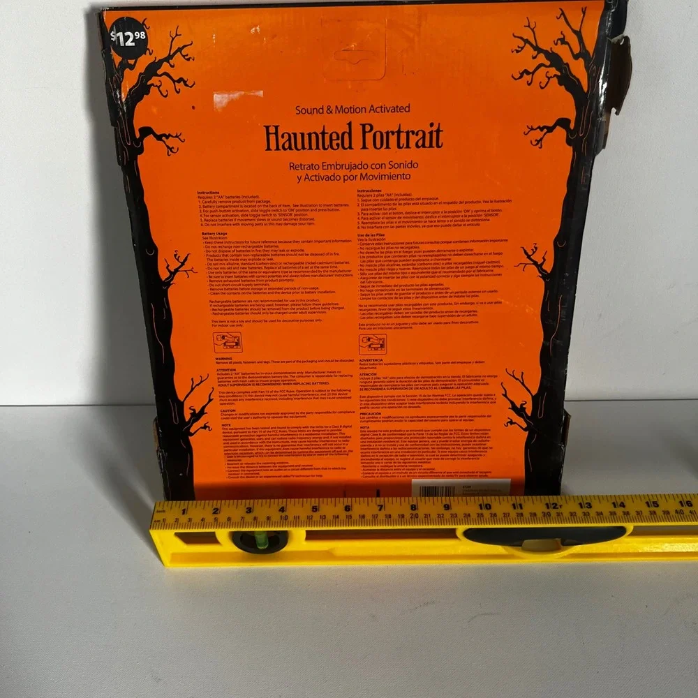 Walmart Haunted Portrait Sound Motion Activated Light Up Halloween Decor 61320
